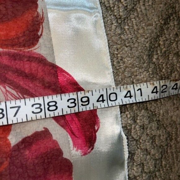 VINTAGE Square Scarf - Picture 4 of 4